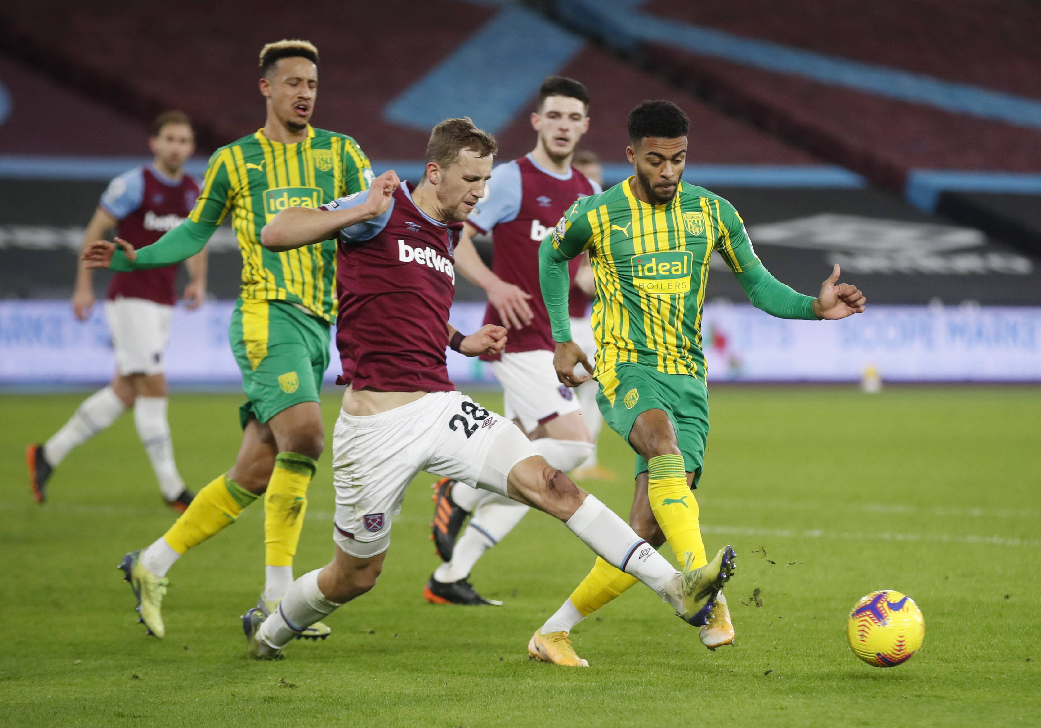 也门人道主 也门人道主