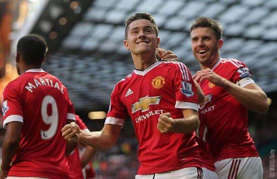 引起了全球 引起了全球